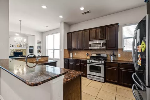 1417 Pelican Dr, Little Elm, TX 75068