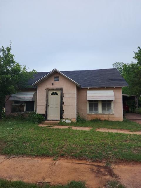 1125 Hickory St, Abilene, TX 79601 | 33 Photos | MLS #20359195 - Movoto