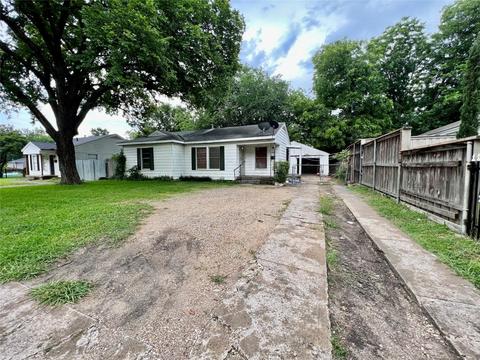 8810 Eldon Dr, Dallas, TX 75217
