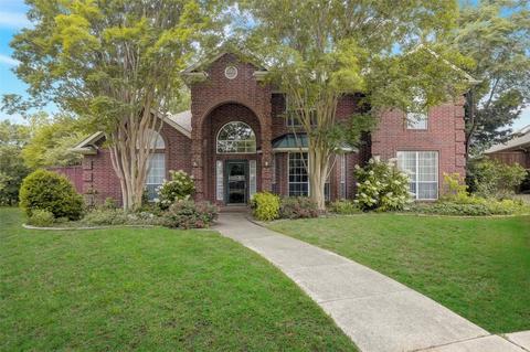 2600 Deep Valley Trl, Carrollton, TX 75007