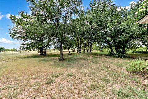 1197 Heritage Creek Dr, Rhome, TX 76078