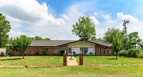 509 Pecan St, Keene, TX 76059