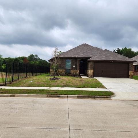 426 Greenhaven Dr, Seagoville, TX 75159