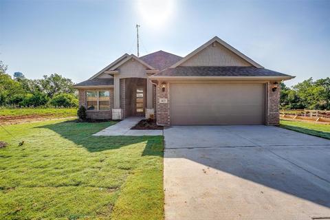 413 Elyse Rd, Keene, TX 76059