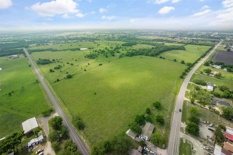 800 Country Rd, Royse City, TX 75189