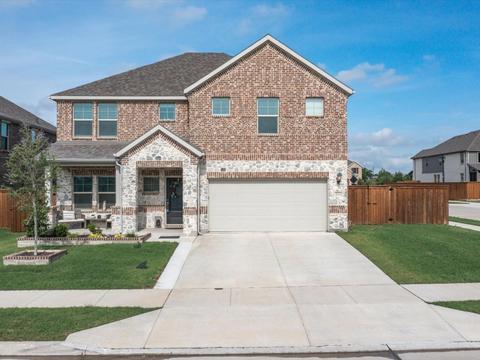 241 Henly Dr, Fort Worth, TX 76131