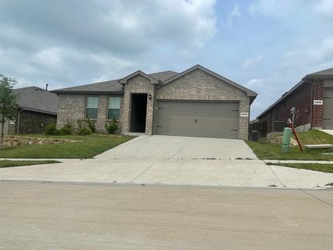 9808 Huntersville Trl, Fort Worth, TX 76108