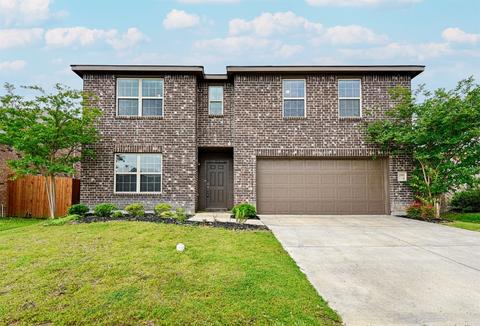 3303 Slate Dr, Heartland, TX 75126