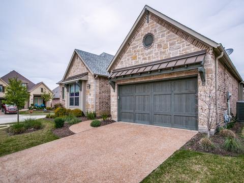 162 Freesia Dr, Flower Mound, TX 75028