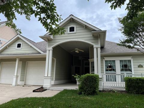 1143 Charleston Ln, Savannah, TX 76227