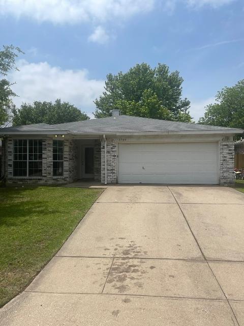 5709 Heatherglen Ter, Fort Worth, TX 76179