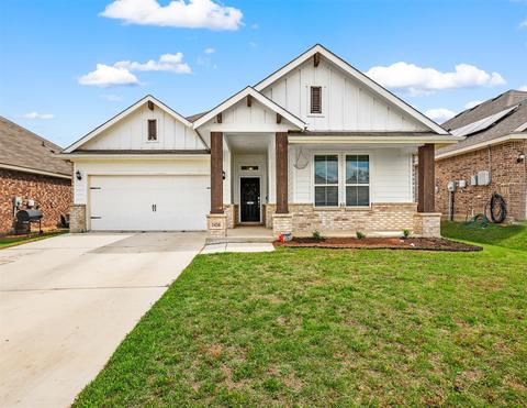 1436 Wavelet Dr, Pelican Bay, TX 76020