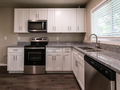 3125 Abbey Rd, Carrollton, TX 75007