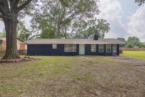 409 Hanks St, Whitehouse, TX 75791