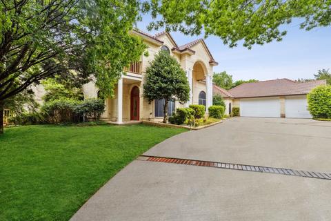 1216 Regents Park Ct, Desoto, TX 75115
