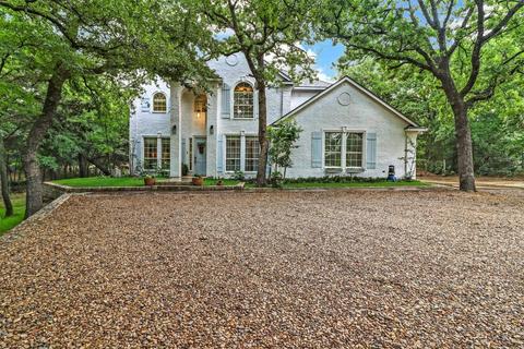 751 Majestic Oaks Dr, Oak Point, TX 75068