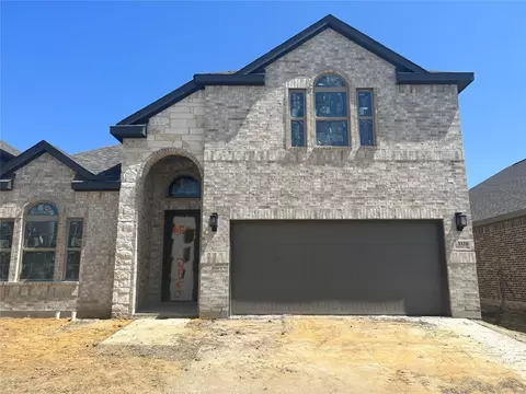 3328 Heathrow Dr, Mesquite, TX 75181