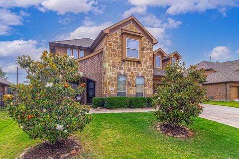1011 Crystal Falls Dr, Prosper, TX 75078