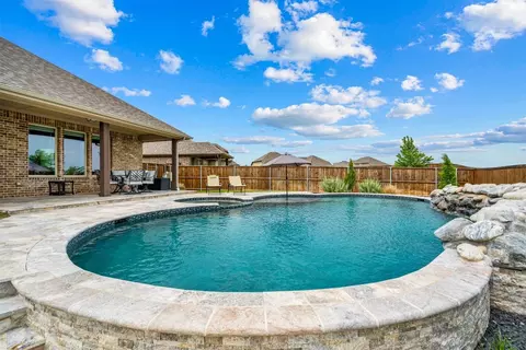 2109 Swanmore Way, Forney, TX 75126