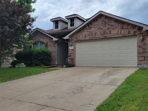 220 Stampede St, Waxahachie, TX 75165