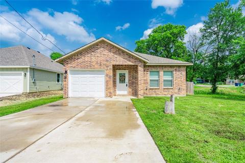 1213 Sayle St, Greenville, TX 75401