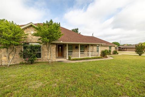 811 Black Champ Rd, Waxahachie, TX 75167