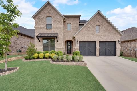 1809 Briscoe Dr, Lantana, TX 76226