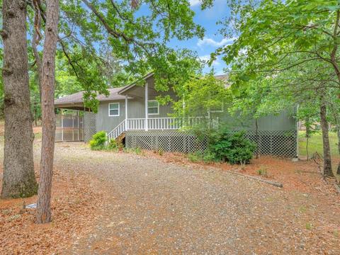 180 Primrose Path, Holly Lake Ranch, TX 75765