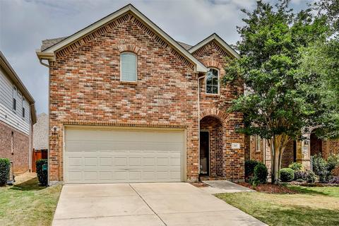 305 Perkins Dr, Lantana, TX 76226