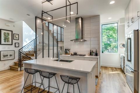 4828 Dinsmore Ct, Dallas, TX 75204