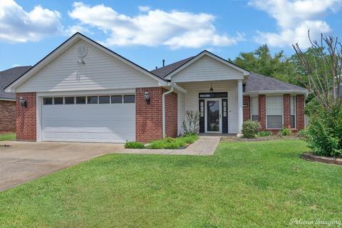 104 Willow Lake Blvd, Bossier City, LA 71111