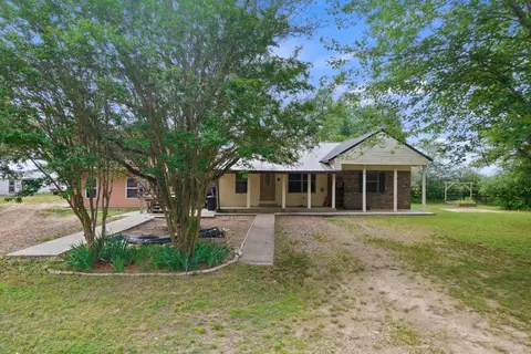 5254 Cr 3109, De Kalb, TX 75559