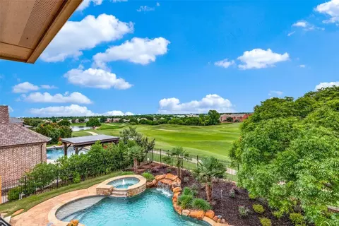 305 Isleworth Ln, Mckinney, TX 75072