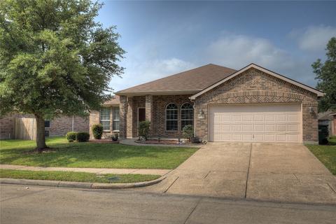 1005 Trickham Dr, Forney, TX 75126