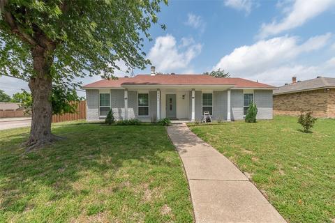 3301 Pinion Dr, Plano, TX 75023