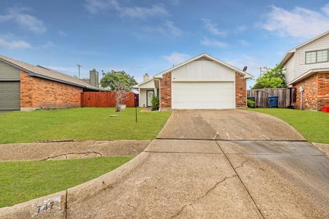 747 Meadowcreek Ct, Garland, TX 75043