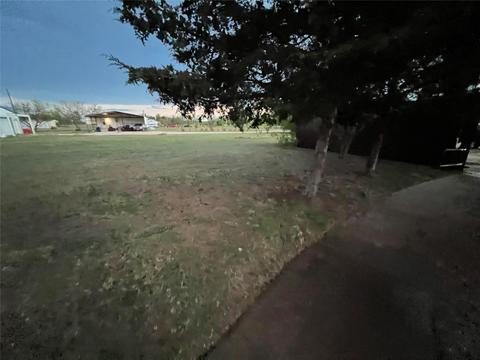 405 Munson Dr, Clyde, TX 79510 photo 11