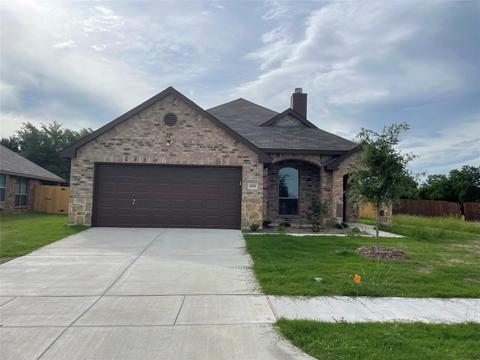 406 Greenhaven Dr, Seagoville, TX 75159