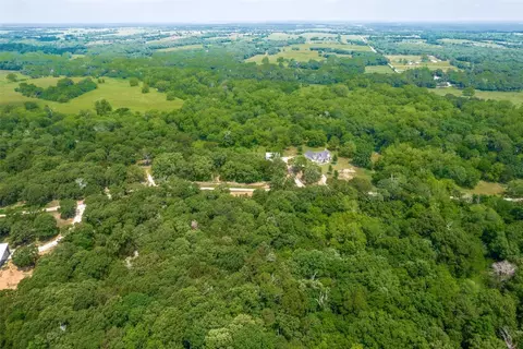 150 Green Oaks Dr, Sadler, TX 76264