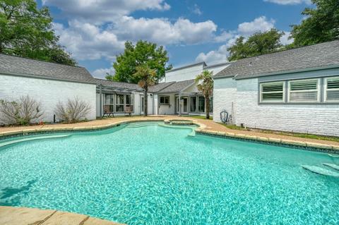 2614 Briarwyck Ct, Carrollton, TX 75006