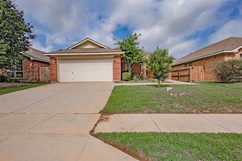 7470 Fallen Trl, Fort Worth, TX 76123