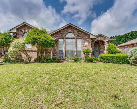 701 Tulane Dr, Waxahachie, TX 75165