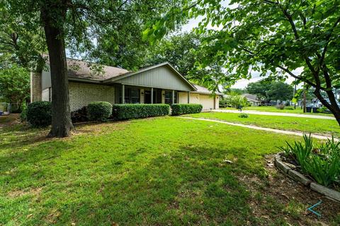 18474 Hickory Cir, Kemp, TX 75143