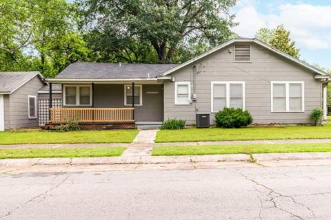 2205 Culbertson St, Paris, TX 75460