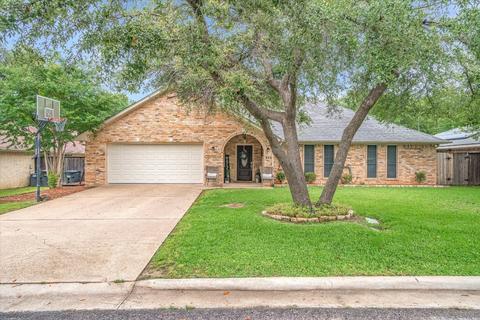 313 Juanita Ave, Wills Point, TX 75169