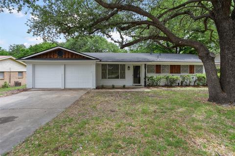 1009 Ferndale Ave, Azle, TX 76020