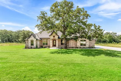 180 Hassler Dr, Stephenville, TX 76401