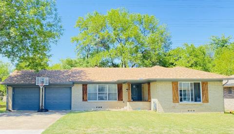 824 Inwood Dr, Mckinney, TX 75069