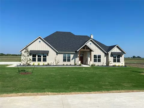 1221 Glade St, Palmer, TX 75152