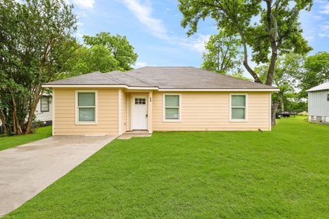 404 E Travis St, Mexia, TX 76667